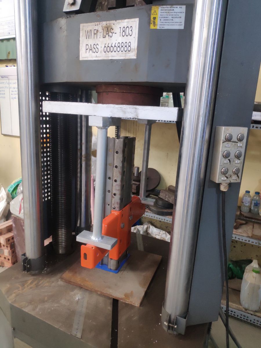 Một số hình ảnh Giáo chống